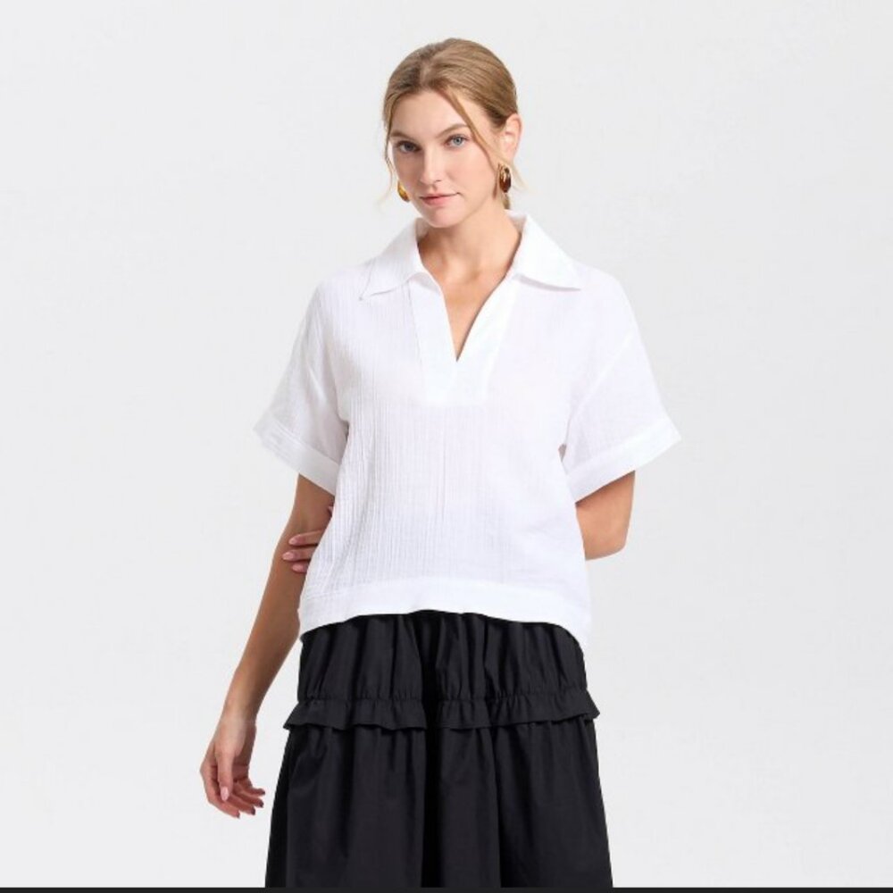 NWT Universal Thread 100% Cotton Short Sleeve Shirt Pullover  Size Small - white